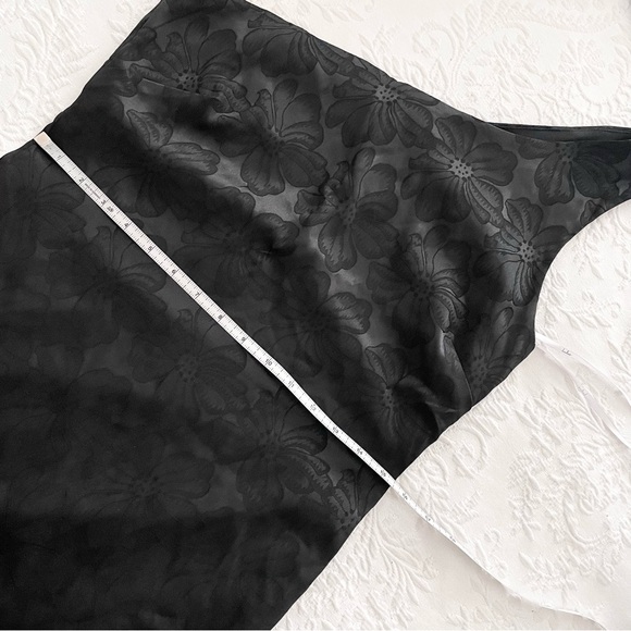 NWOT Lulus Chasing Desire Black Satin Jacquard One-Shoulder Maxi Dress Medium - Picture 10 of 11